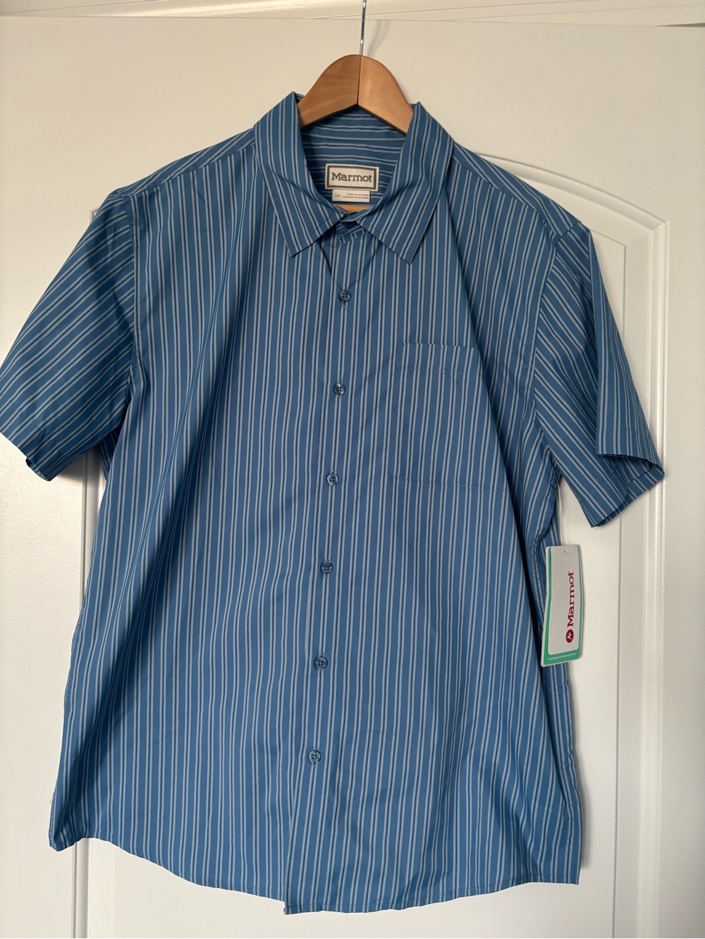 NWT Marmot AirExchange SolarShield Short Sleeve Striped Shirt Men's L Blue UPF